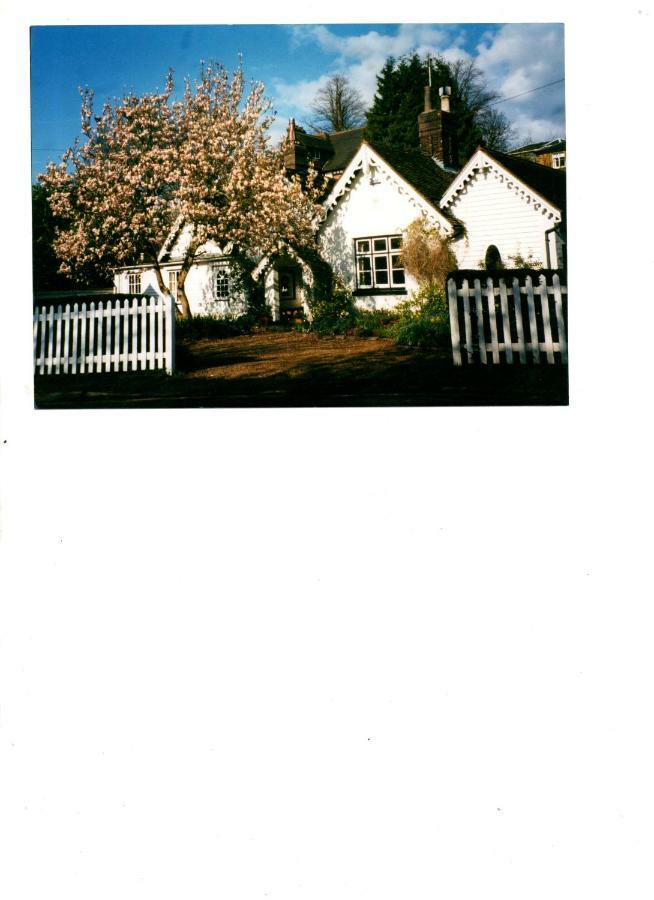 Ford Cottage Royal Tunbridge Wells Exterior photo